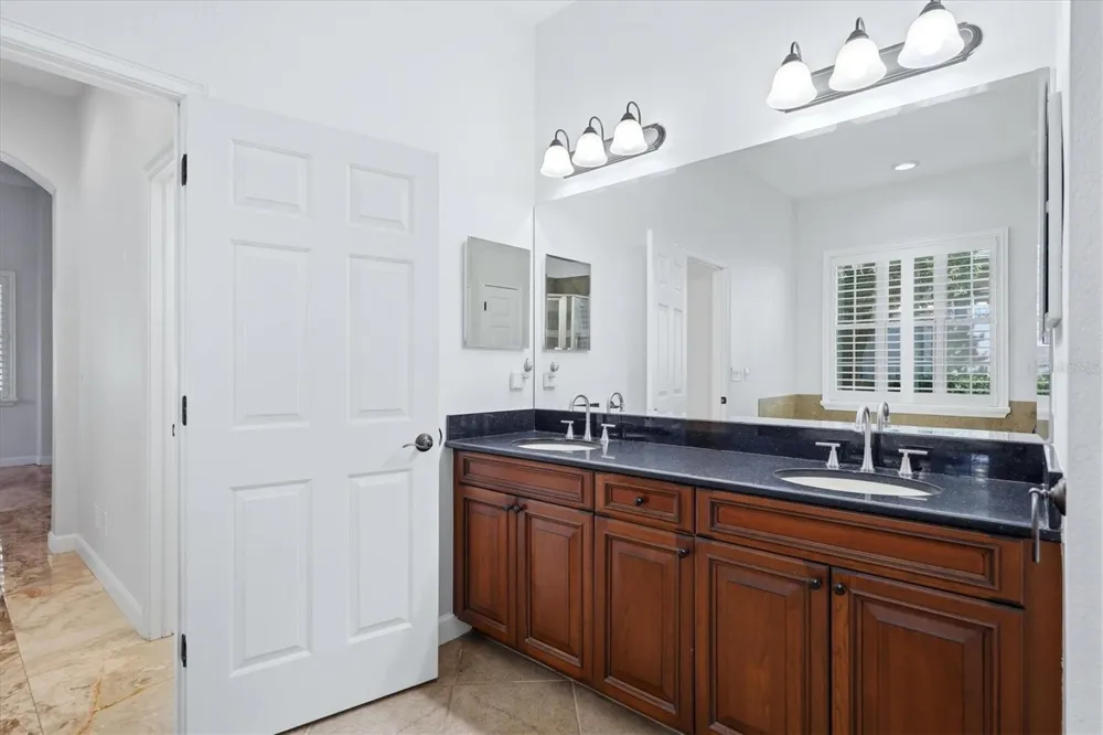 262 MONTELLUNA DRIVE North Venice, FL 34275