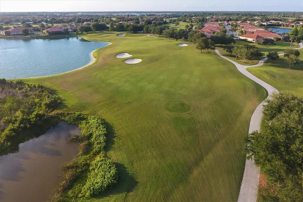 262 MONTELLUNA DRIVE North Venice, FL 34275