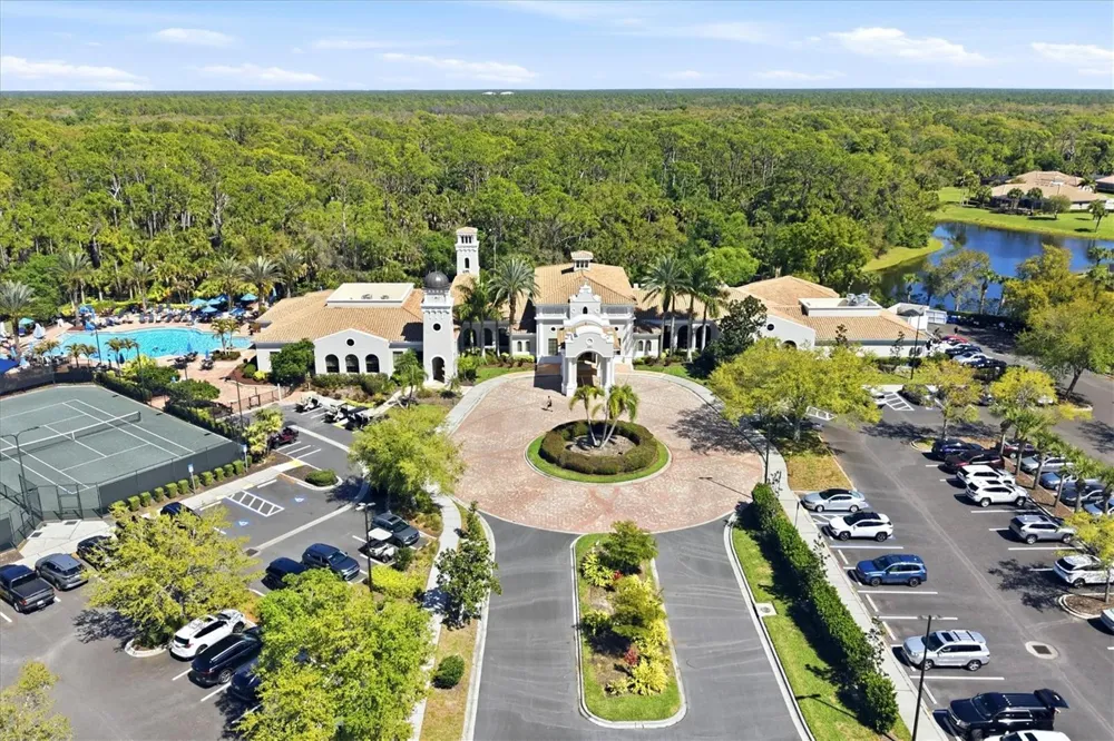 262 MONTELLUNA DRIVE North Venice, FL 34275