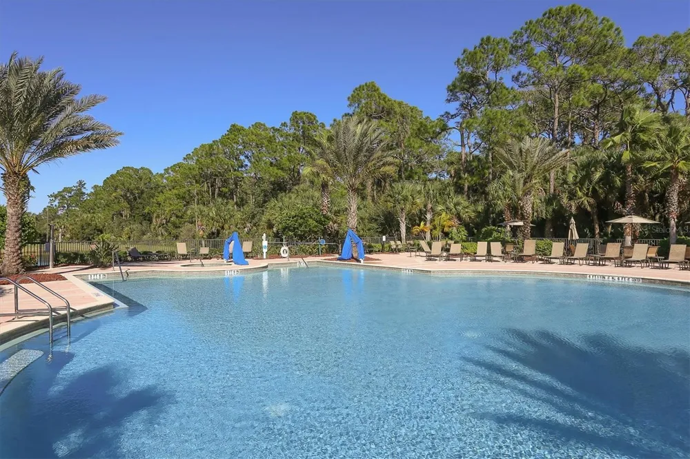 262 MONTELLUNA DRIVE North Venice, FL 34275