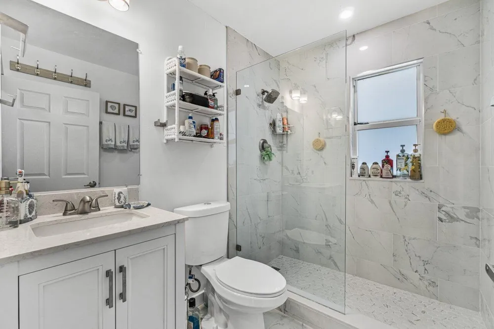 124 MAYFIELD ROAD #W Lantana, FL 33462