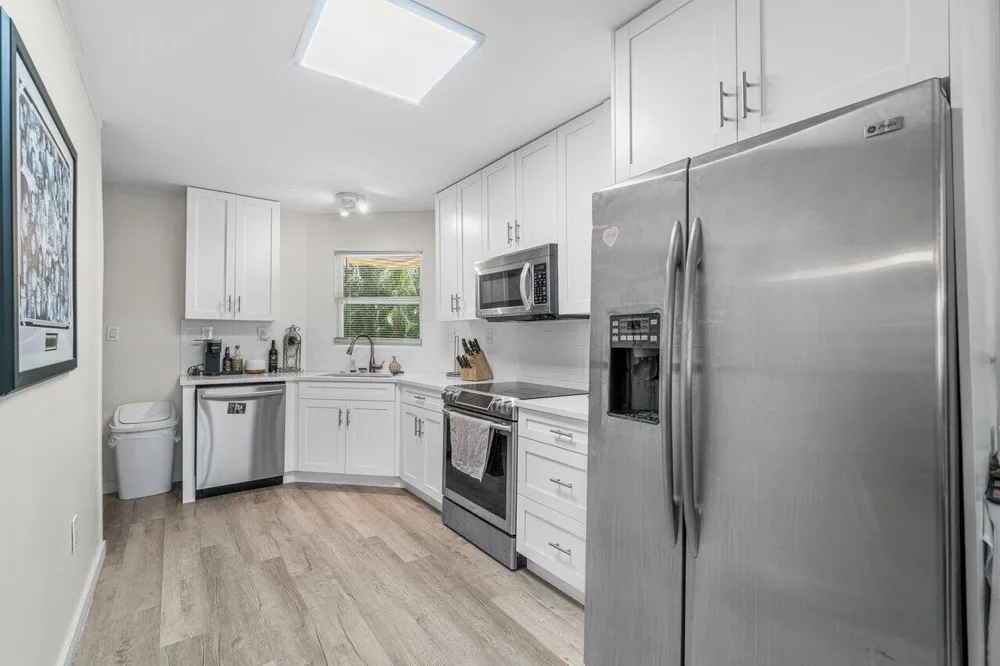 124 MAYFIELD ROAD #W Lantana, FL 33462