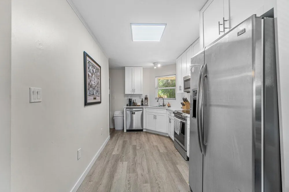 124 MAYFIELD ROAD #W Lantana, FL 33462