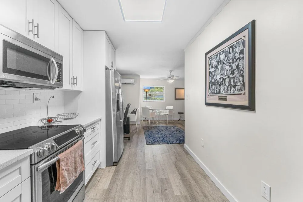 124 MAYFIELD ROAD #W Lantana, FL 33462