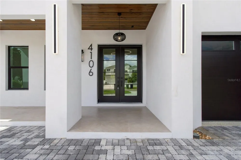 4106 W NEPTUNE STREET Tampa, FL 33629