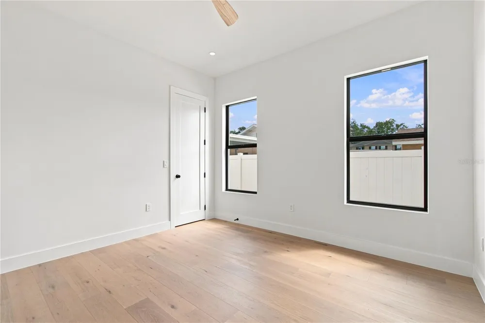4106 W NEPTUNE STREET Tampa, FL 33629