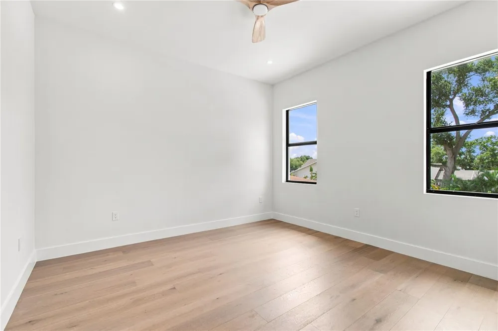 4106 W NEPTUNE STREET Tampa, FL 33629