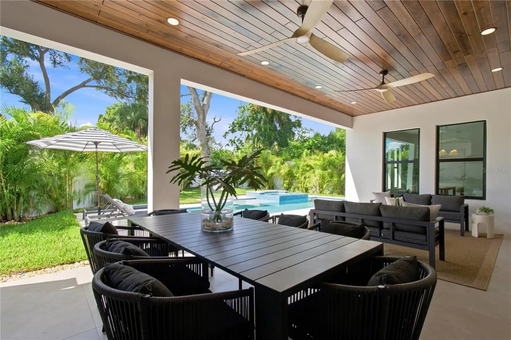 4106 W NEPTUNE STREET Tampa, FL 33629