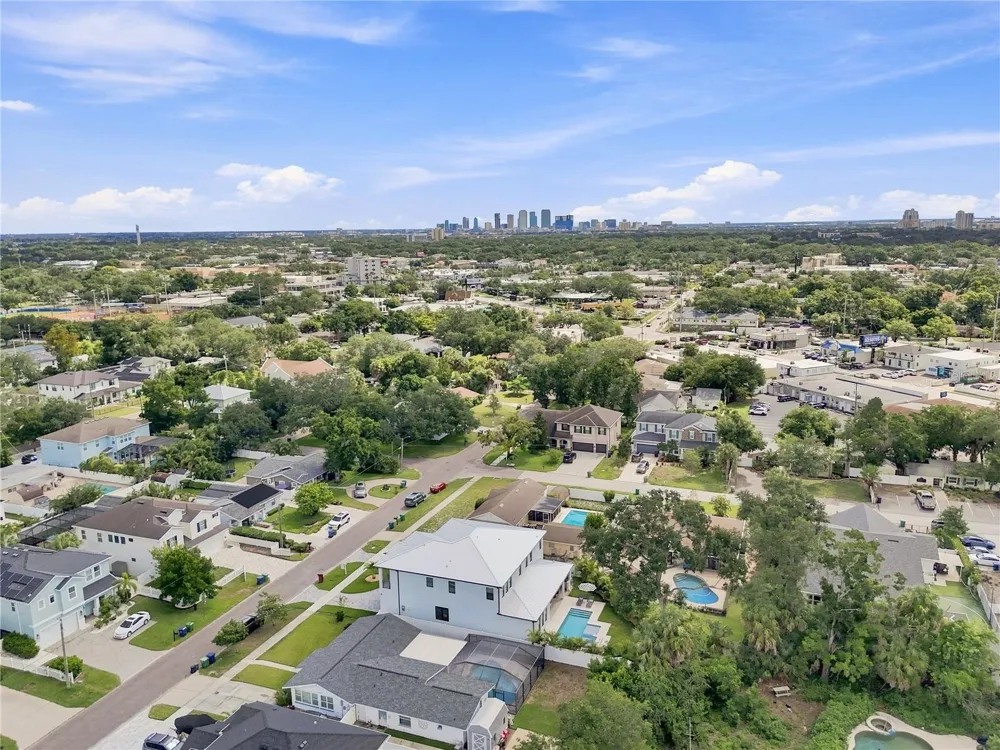 4106 W NEPTUNE STREET Tampa, FL 33629