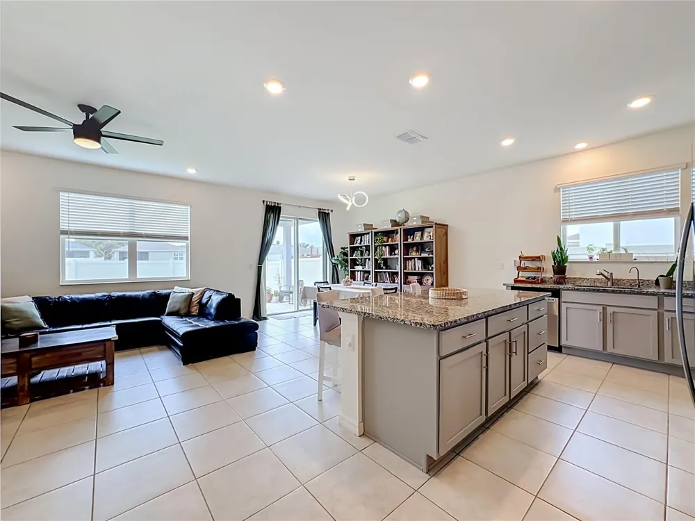 14210 59TH CIRCLE E Bradenton, FL 34211