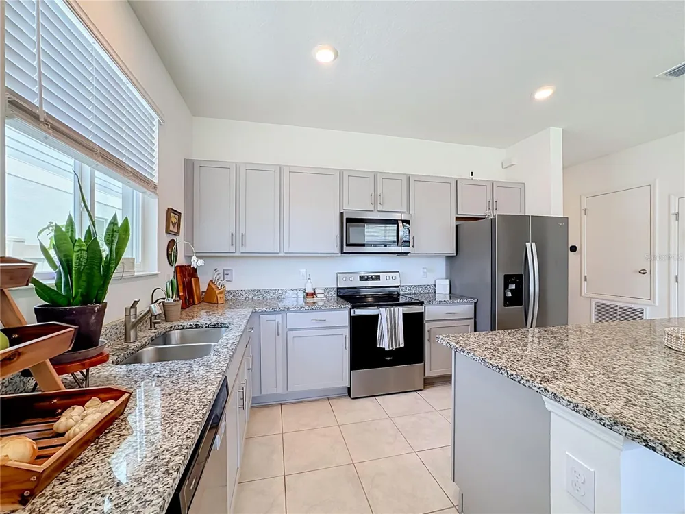 14210 59TH CIRCLE E Bradenton, FL 34211