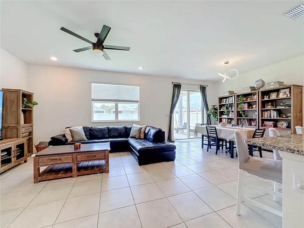 14210 59TH CIRCLE E Bradenton, FL 34211