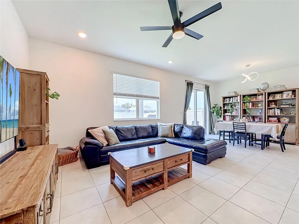 14210 59TH CIRCLE E Bradenton, FL 34211