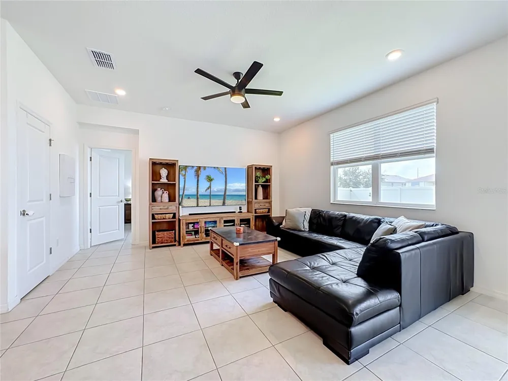 14210 59TH CIRCLE E Bradenton, FL 34211