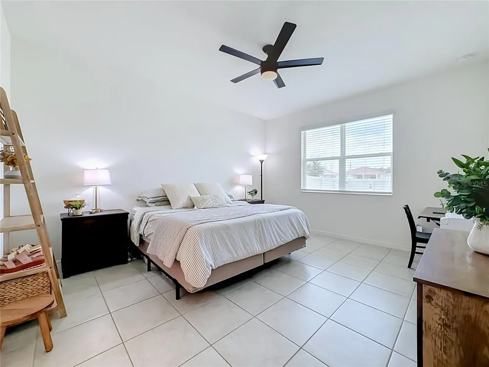 14210 59TH CIRCLE E Bradenton, FL 34211