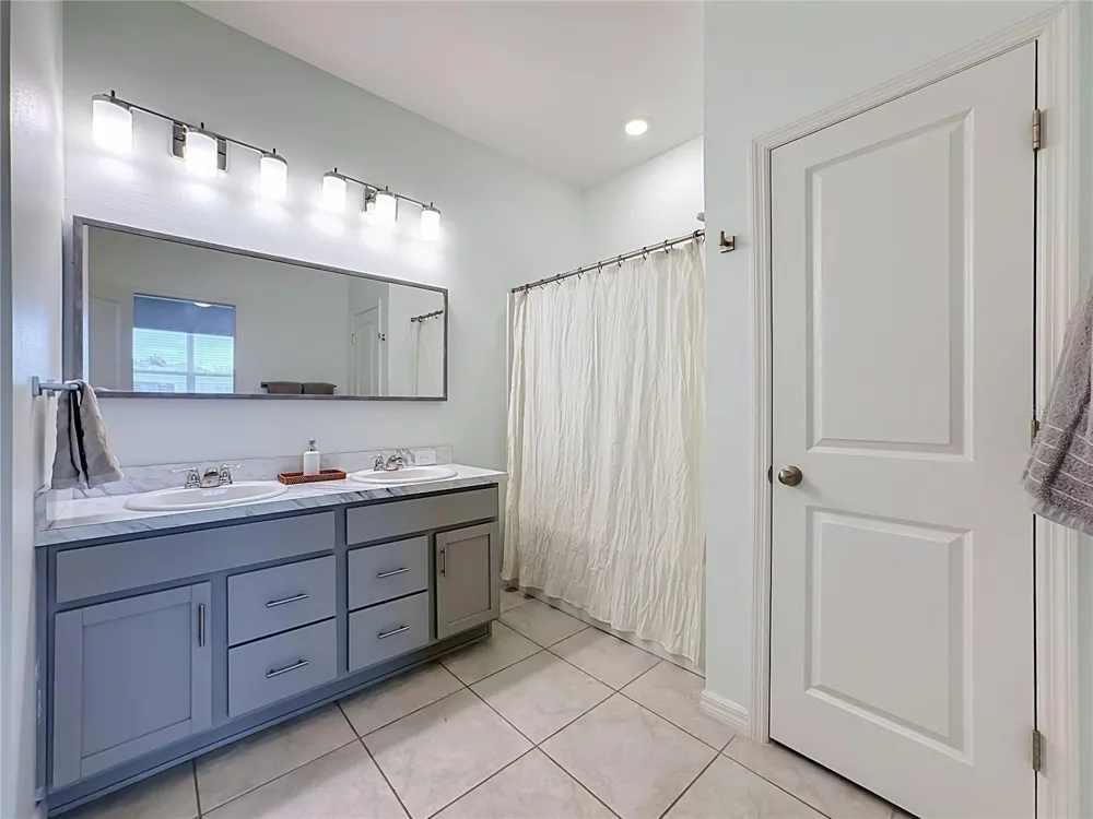 14210 59TH CIRCLE E Bradenton, FL 34211