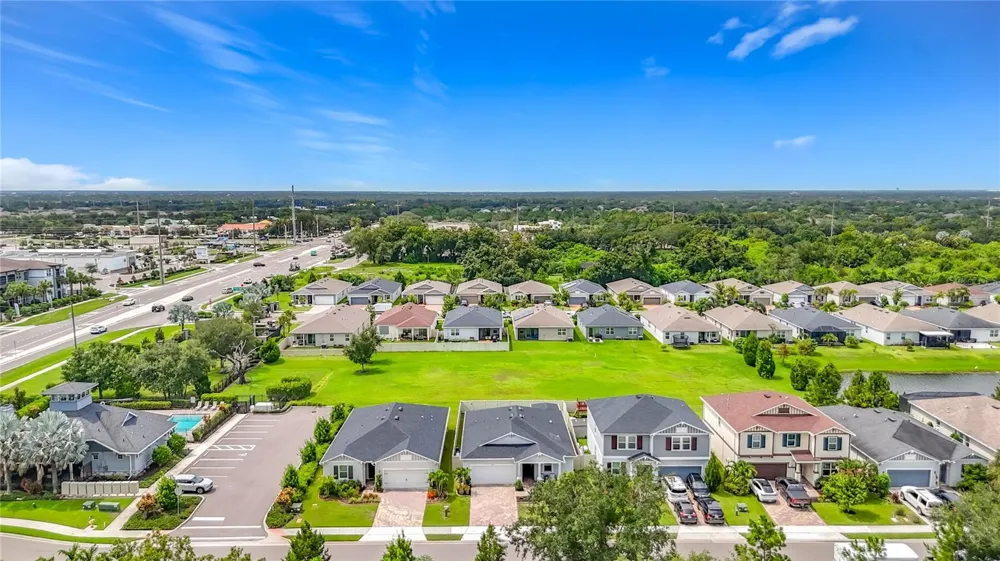 14210 59TH CIRCLE E Bradenton, FL 34211