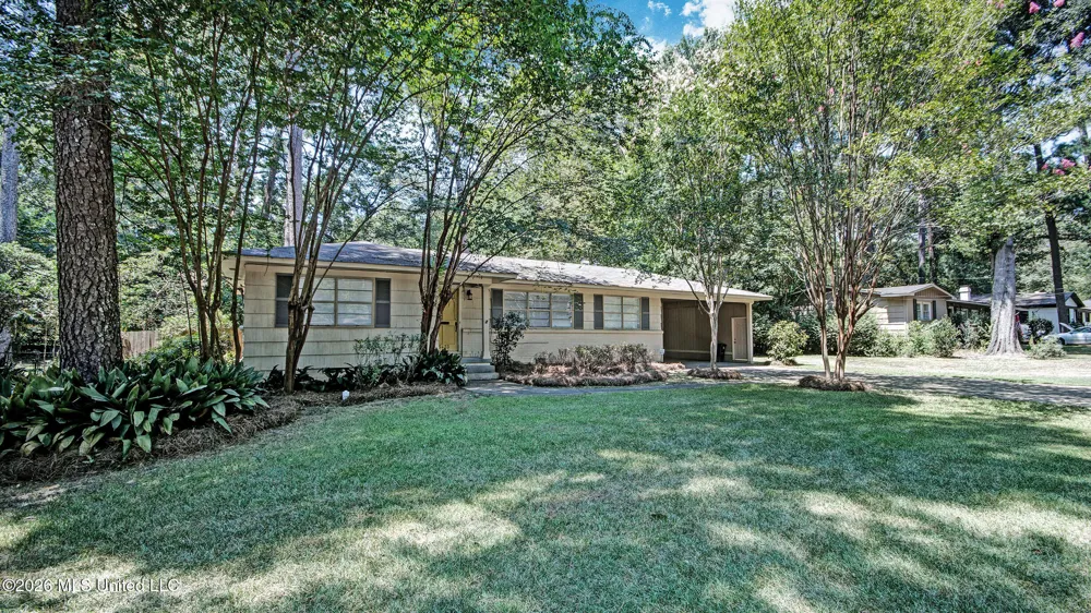 5473 Pine Lane Drive Jackson, MS 39211