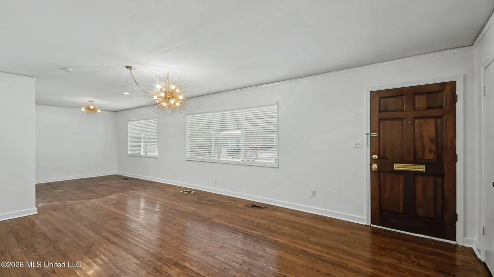 5473 Pine Lane Drive Jackson, MS 39211