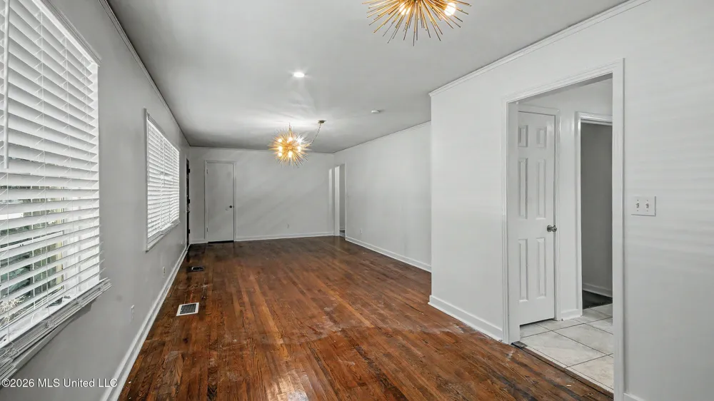 5473 Pine Lane Drive Jackson, MS 39211