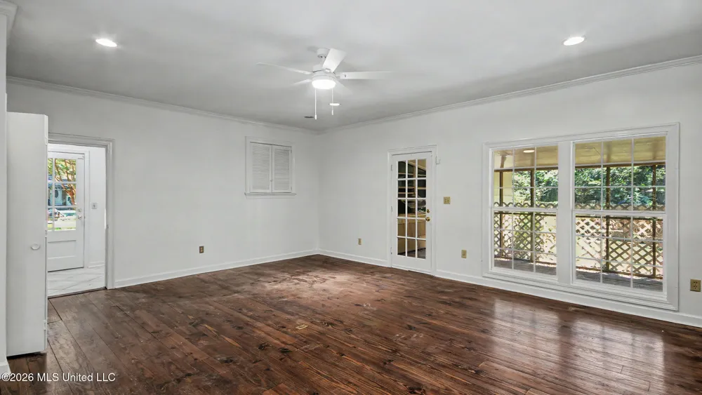5473 Pine Lane Drive Jackson, MS 39211