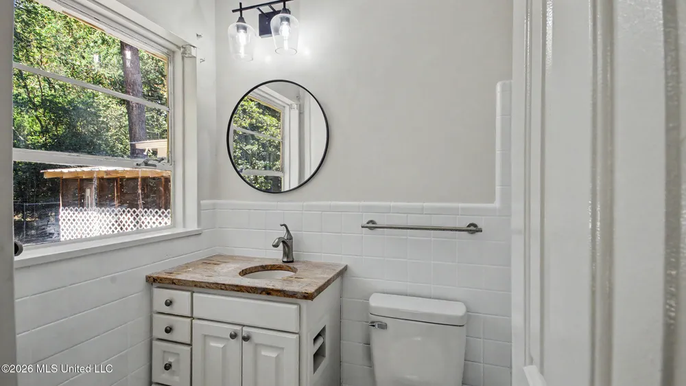 5473 Pine Lane Drive Jackson, MS 39211