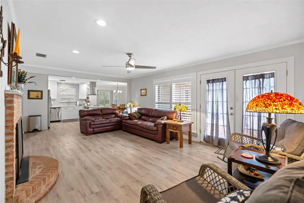 11207 NW 14TH AVENUE Gainesville, FL 32606
