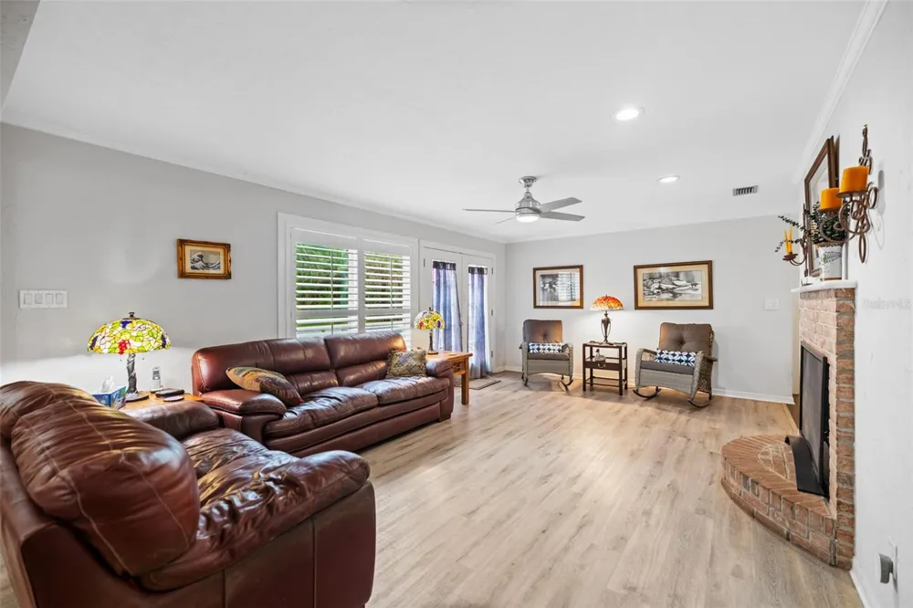11207 NW 14TH AVENUE Gainesville, FL 32606