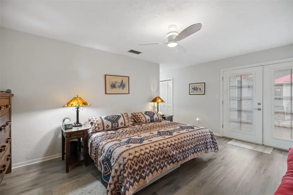 11207 NW 14TH AVENUE Gainesville, FL 32606