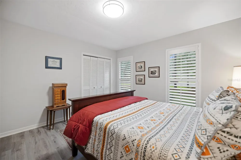 11207 NW 14TH AVENUE Gainesville, FL 32606