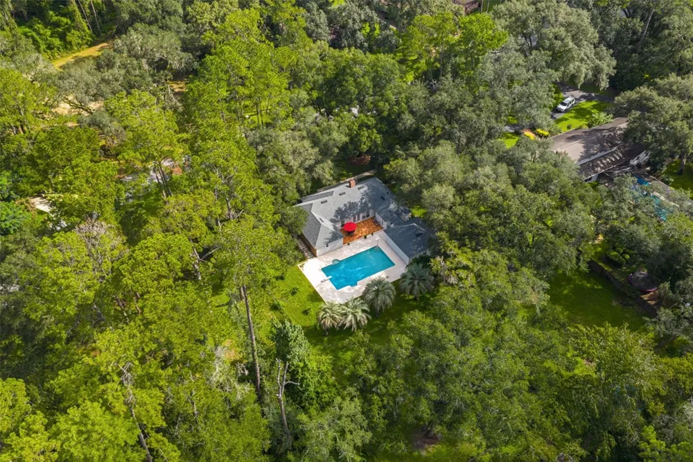 11207 NW 14TH AVENUE Gainesville, FL 32606