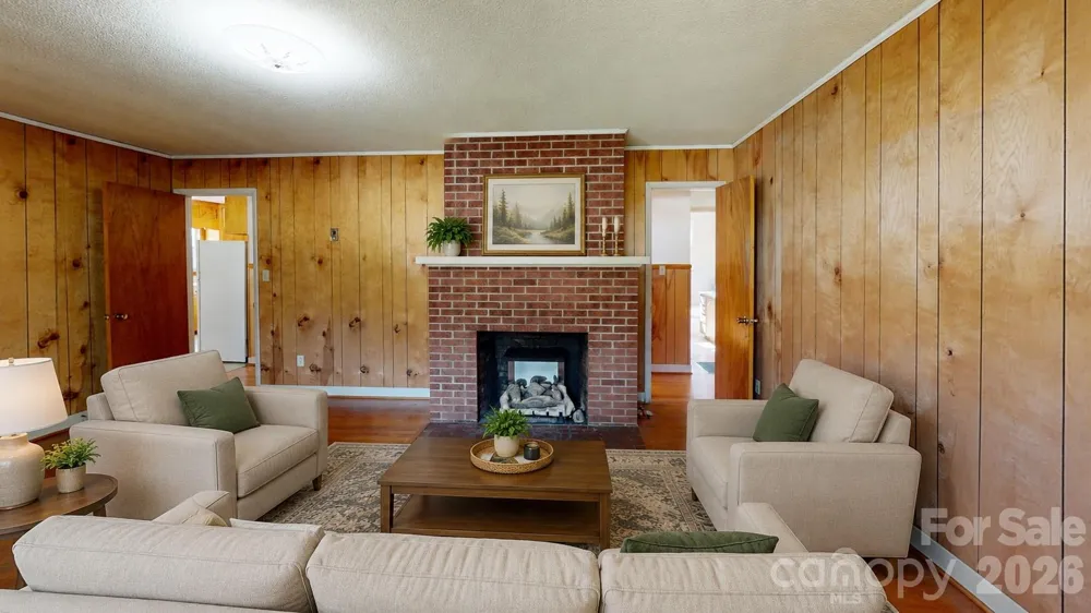 136 Marion Street Marion, NC 28752