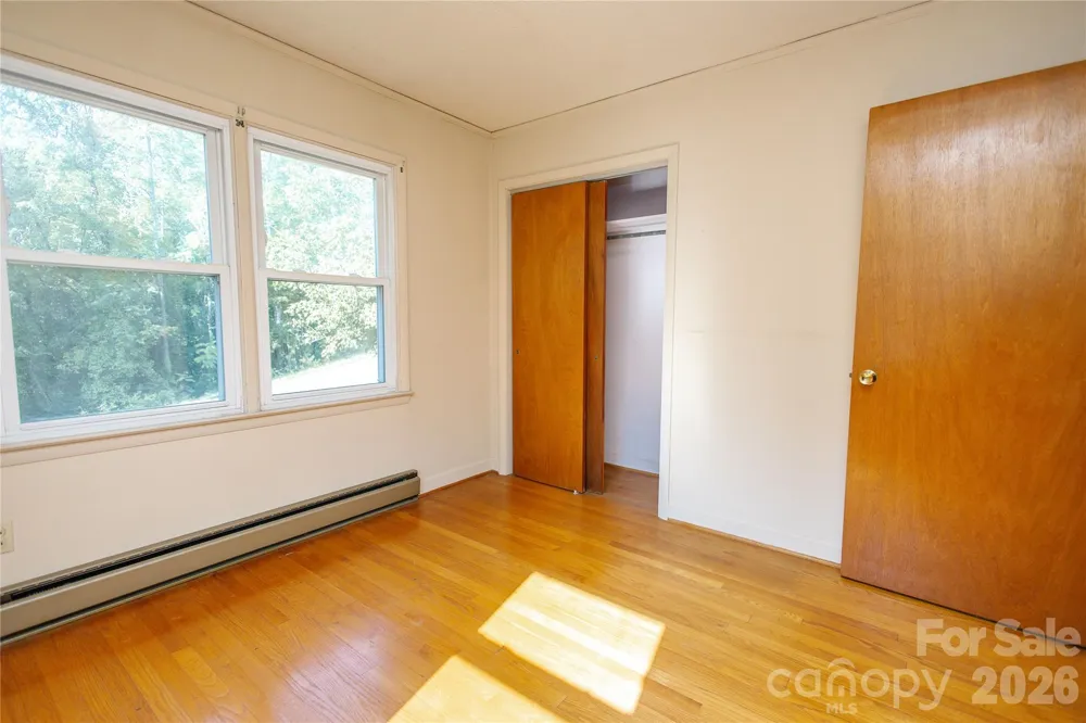 136 Marion Street Marion, NC 28752