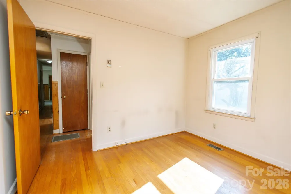 136 Marion Street Marion, NC 28752