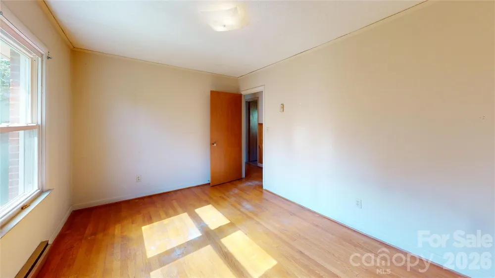 136 Marion Street Marion, NC 28752
