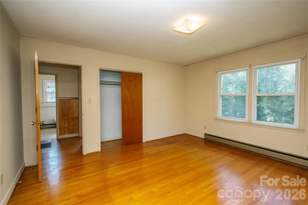 136 Marion Street Marion, NC 28752