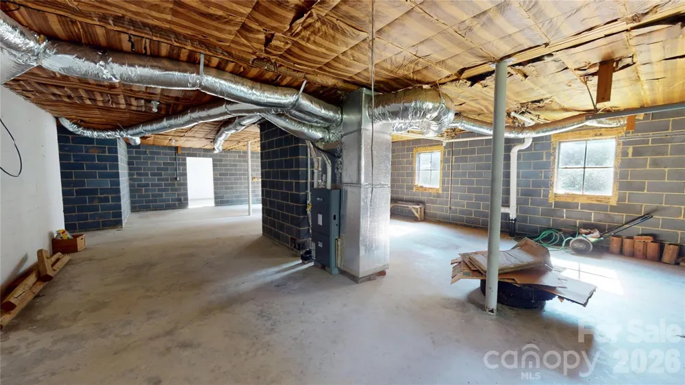 136 Marion Street Marion, NC 28752