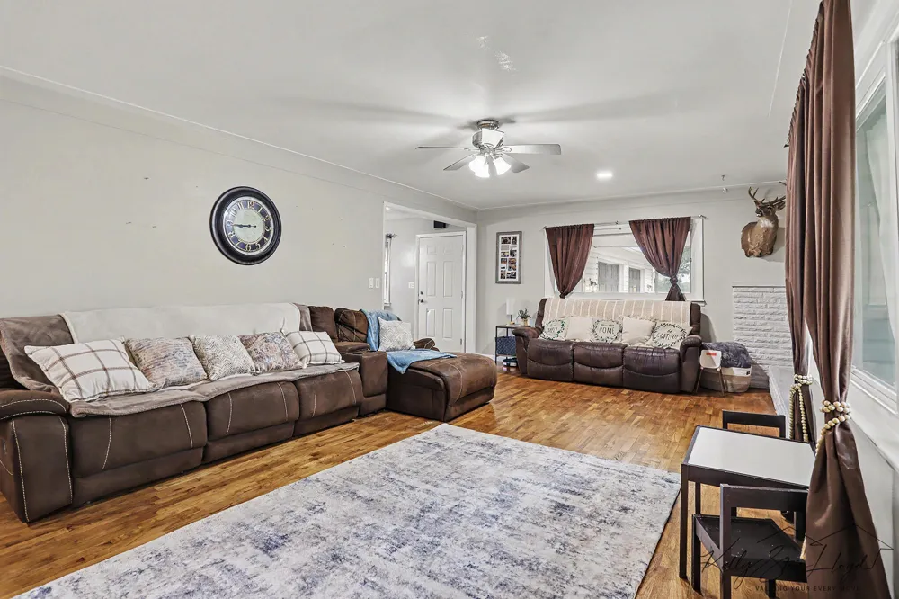 751 Riverview Drive Plainwell, MI 49080