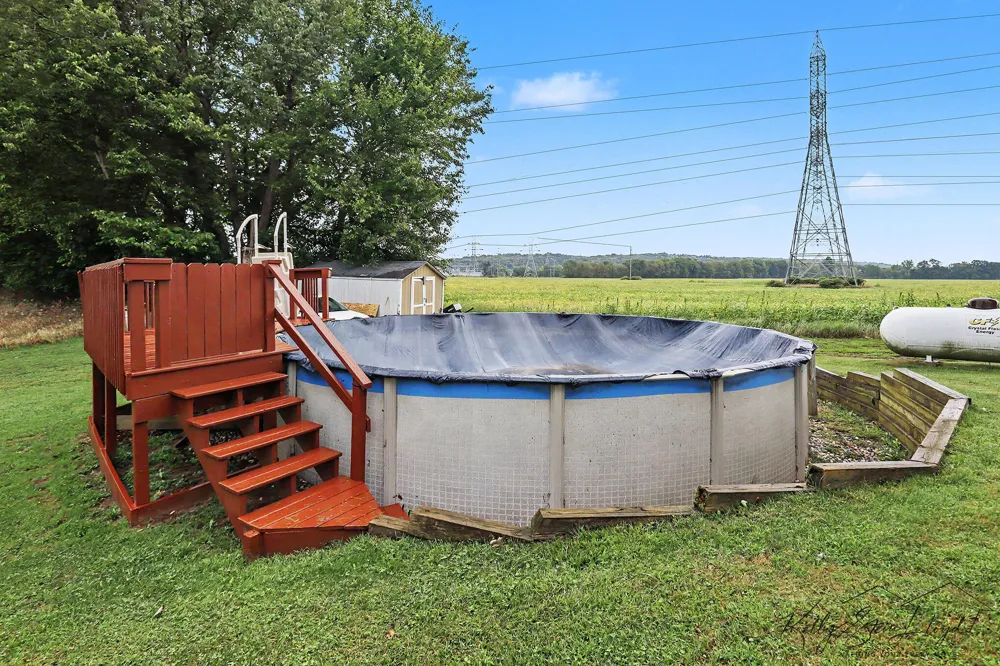 751 Riverview Drive Plainwell, MI 49080