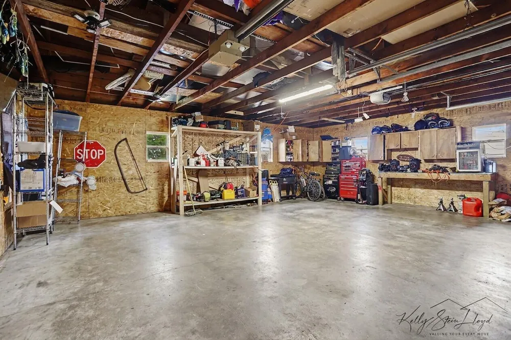 751 Riverview Drive Plainwell, MI 49080