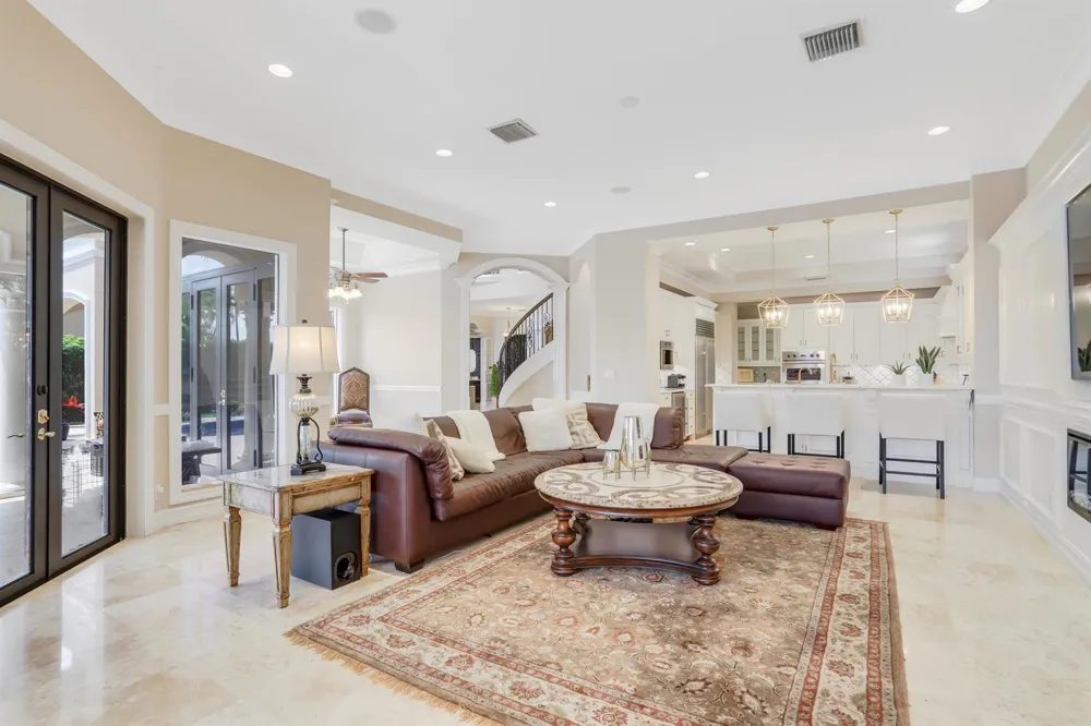 9636 Bridgebrook Drive Boca Raton, FL 33496