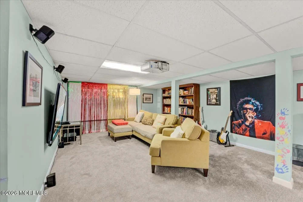 89 Campbell Street Red Bank, NJ 07701