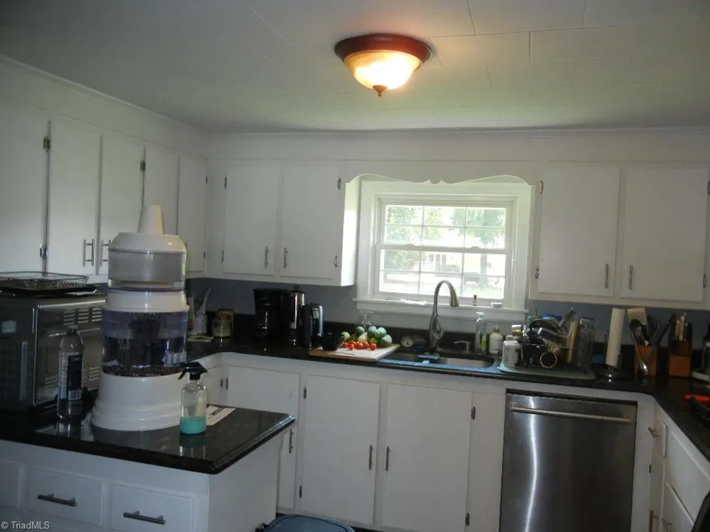 511 NC Highway 100 Whitsett, NC 27377