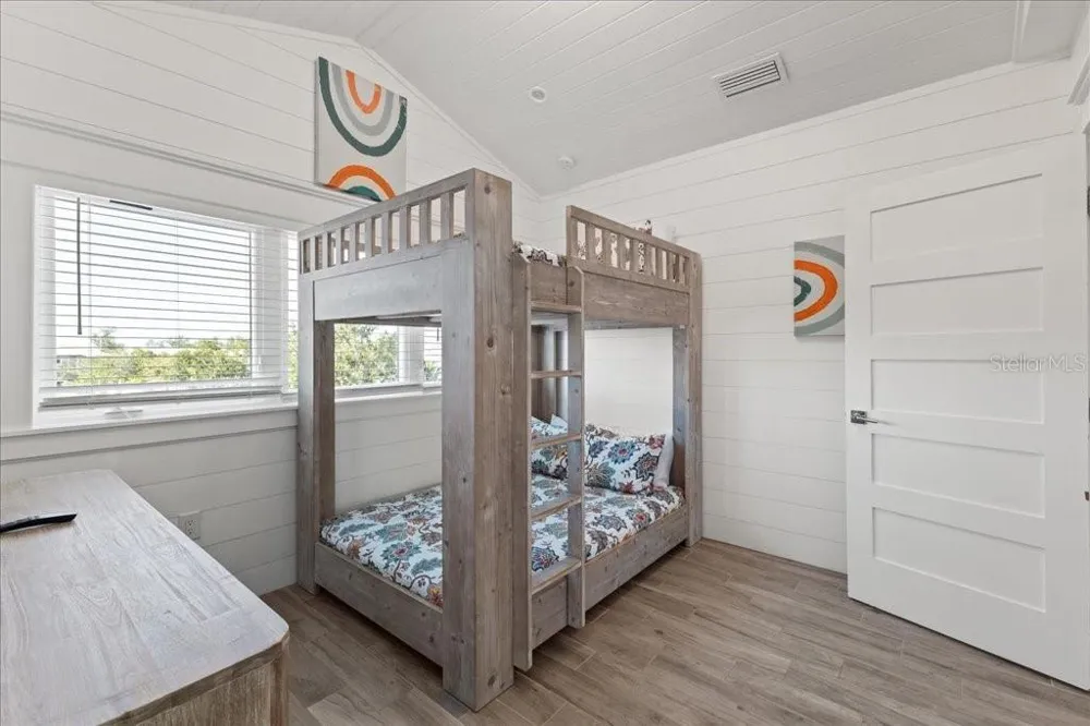 239 S HARBOR DRIVE Holmes Beach, FL 34217