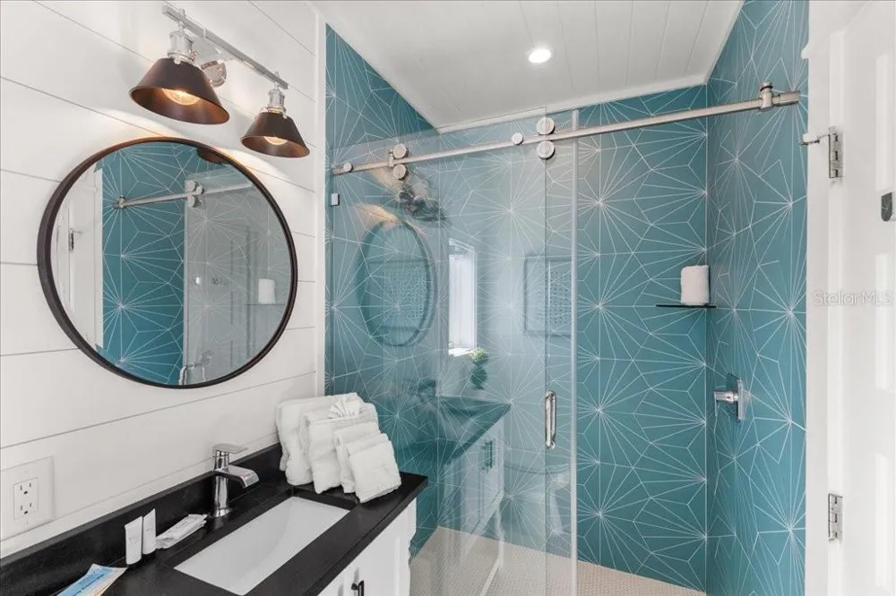 239 S HARBOR DRIVE Holmes Beach, FL 34217