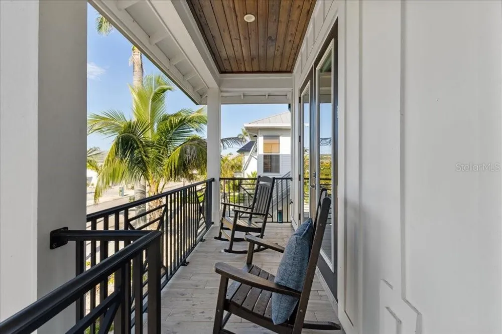 239 S HARBOR DRIVE Holmes Beach, FL 34217