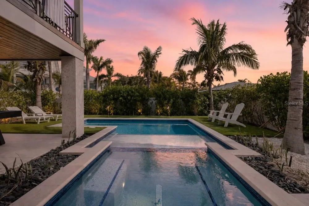 239 S HARBOR DRIVE Holmes Beach, FL 34217