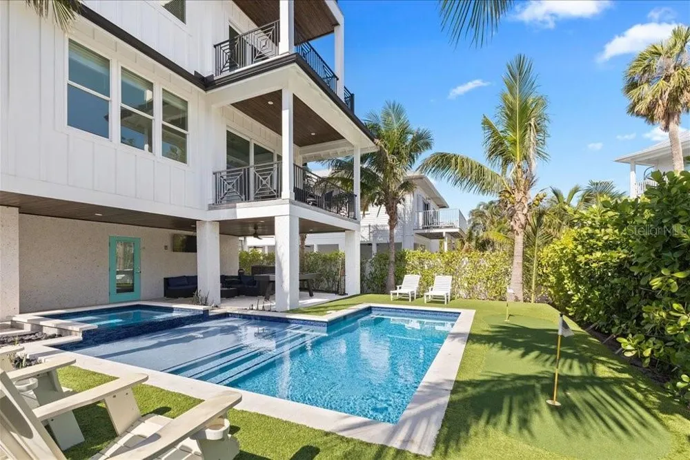 239 S HARBOR DRIVE Holmes Beach, FL 34217