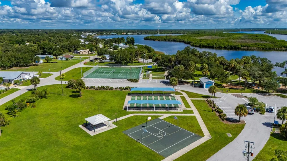 2420 PINELLAS DRIVE Punta Gorda, FL 33983