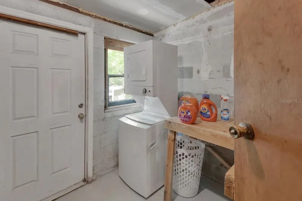 18931 E ALTOONA ROAD Altoona, FL 32702